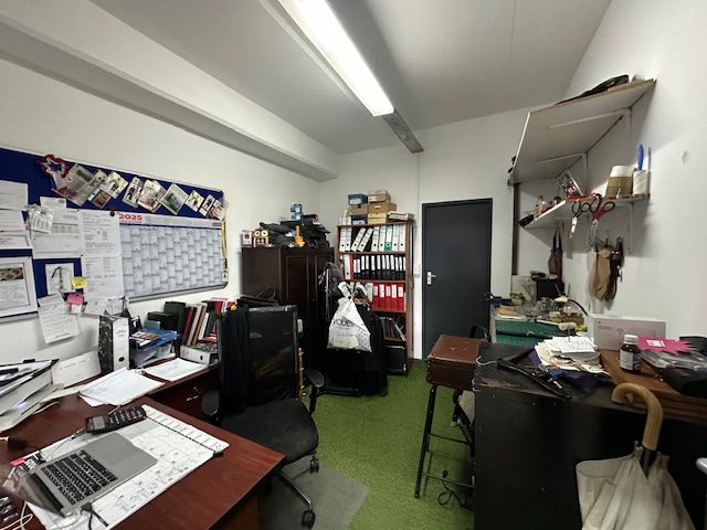 To Let commercial Property for Rent in Ndabeni Western Cape